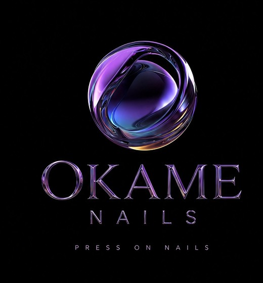 Firma oficial OKAME Nails con descriptor Press On Nails